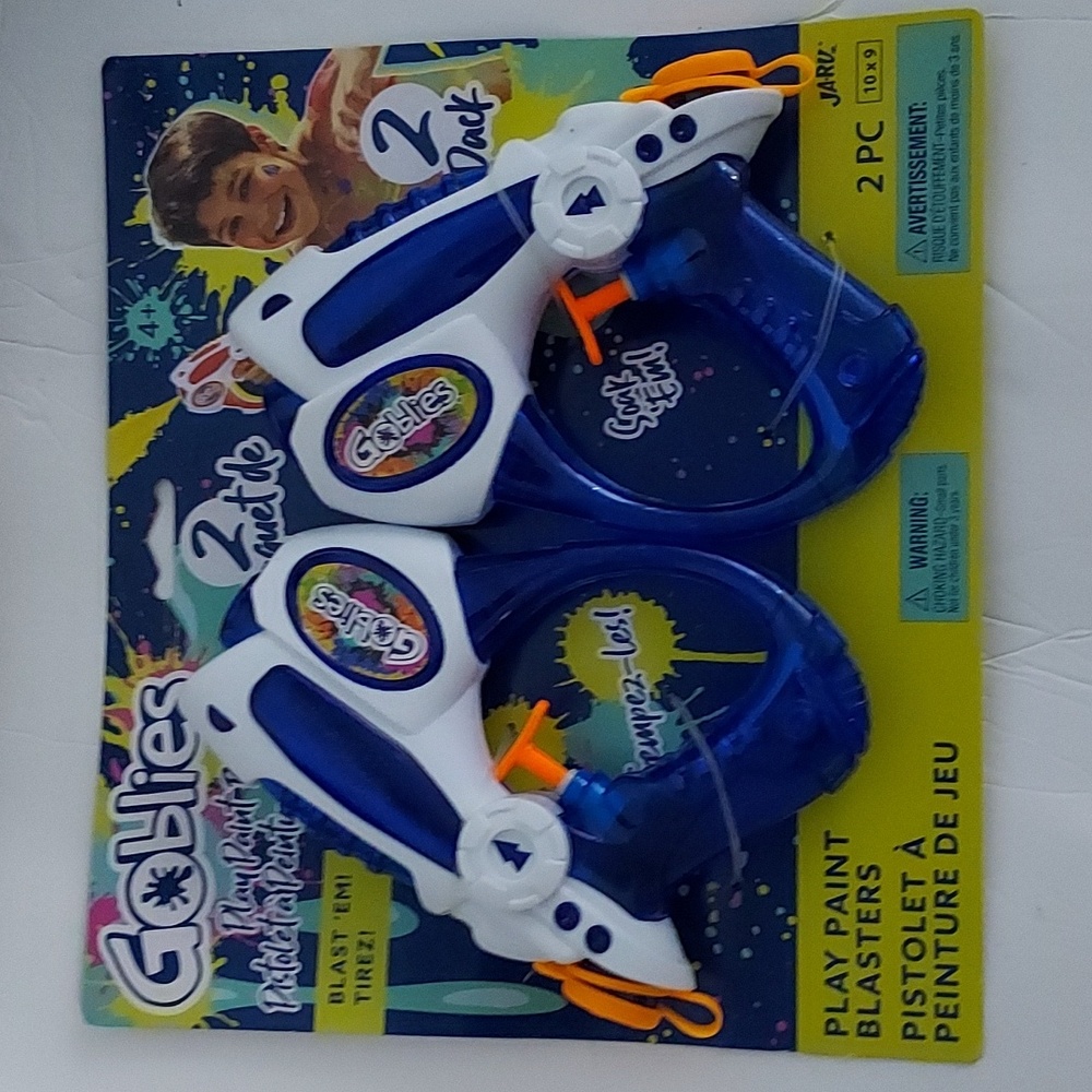 2pc.set Goblies Play Paint Blaster Gun Only.No paint included.Can use Water. NEW